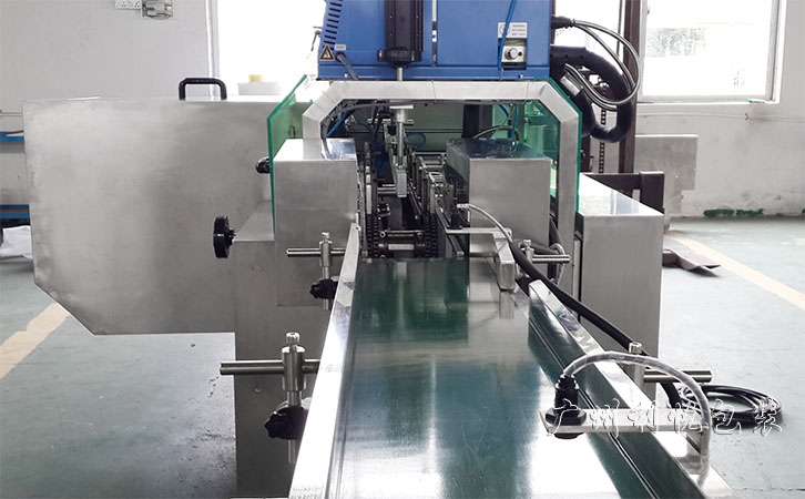 药品装盒包装生产线3.jpg 药品装盒包装生产线3.jpg